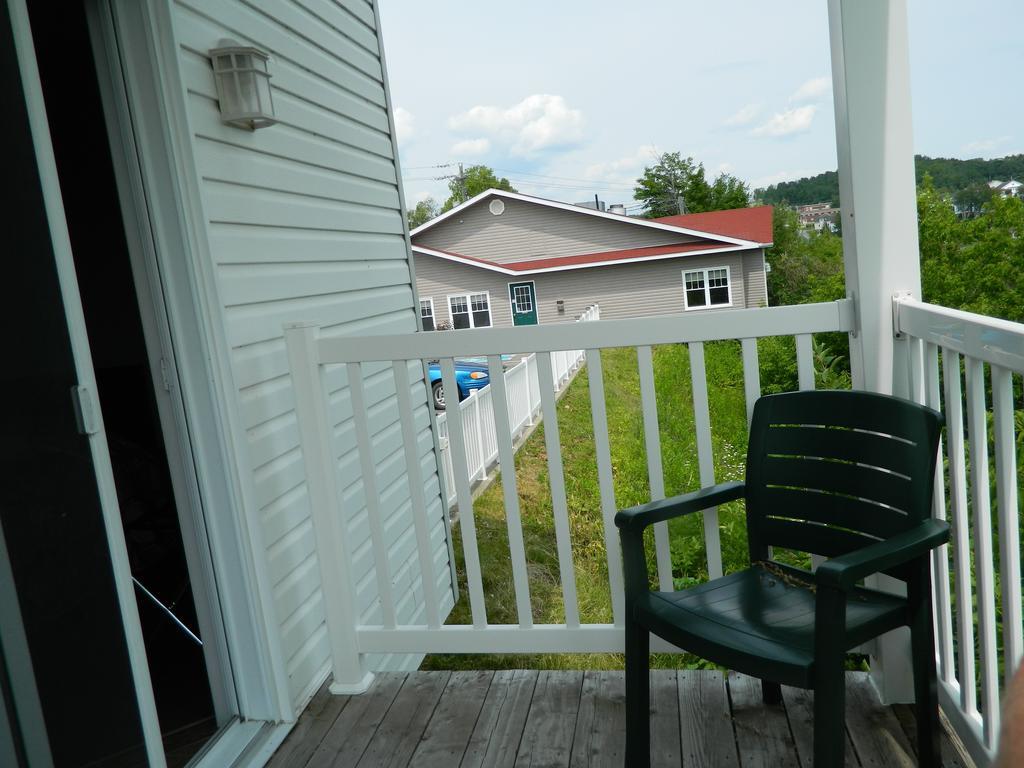 Hilltop Motel & Restaurant Grand Falls Exterior photo